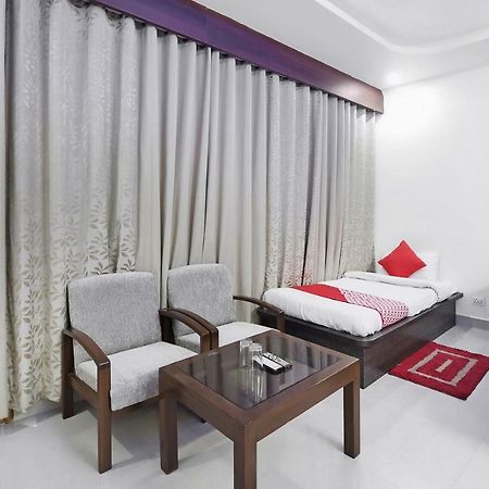 Oyo 23533 Mount View Hotel กูลู ภายนอก รูปภาพ